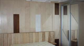 Гостевой дом Дом для отдыха Массандровская, 13  Ялта Семейный номер с видом на море-5